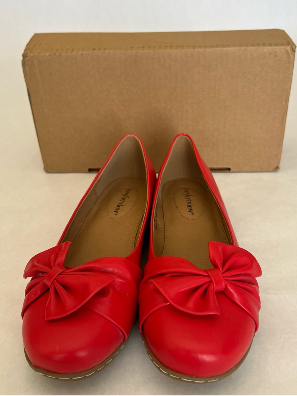 Women’s Comfortview Pamela Size 9M Red Faux Leather Bow Slip On Wedge Shoes